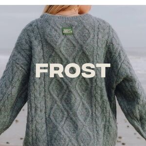 Daily Drills oversized Women's Frost Blue Sweater XS/S